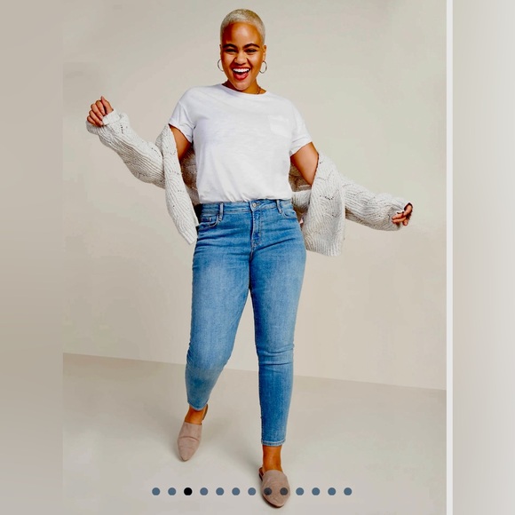 Old Navy Denim - SOLD!!!!Old Navy Rockstar Jeans
